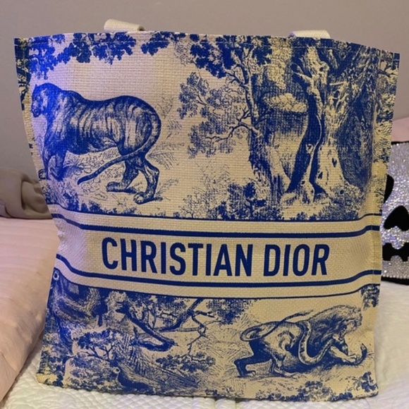 Dior Tote - Picture 1 of 5